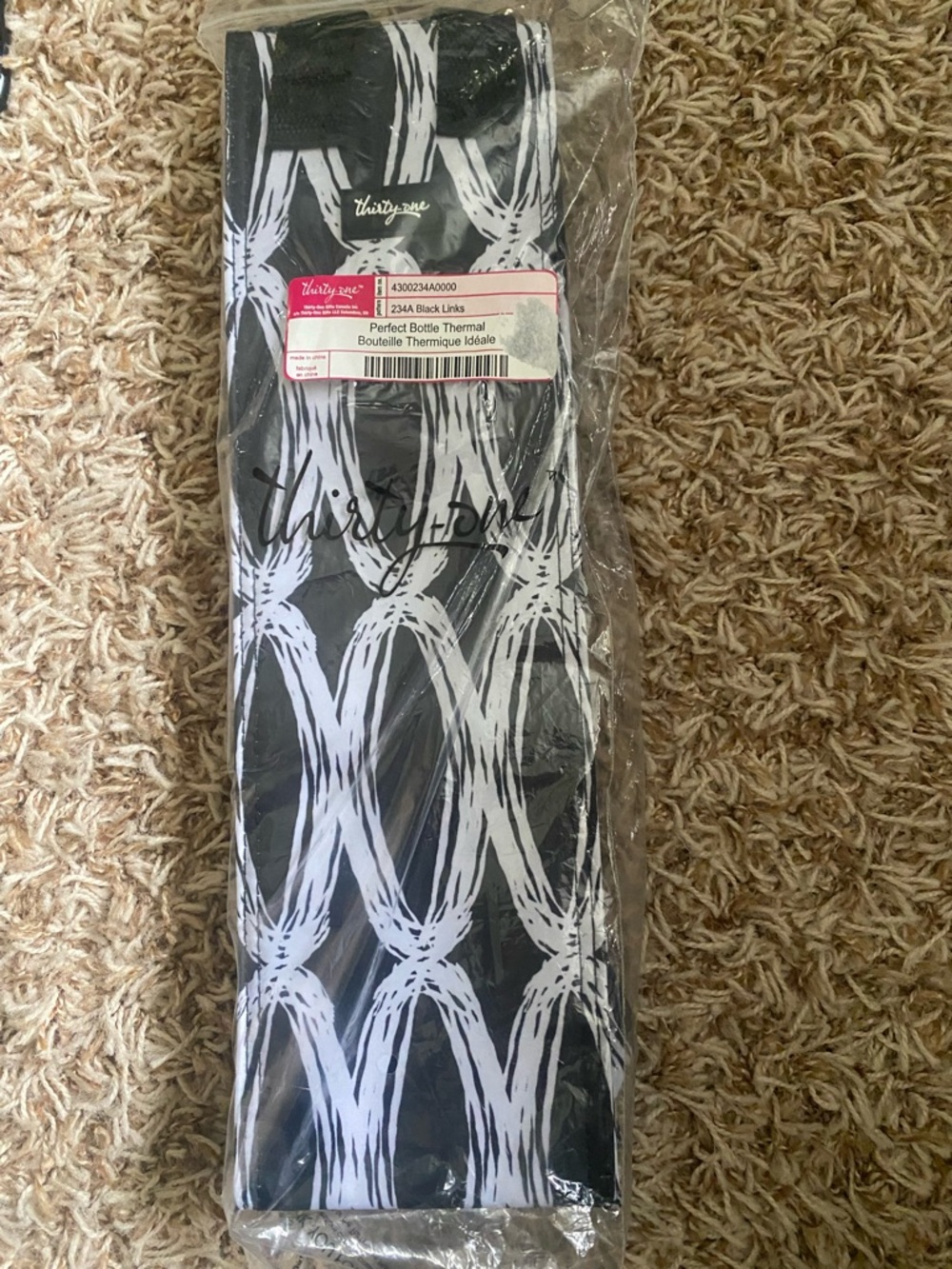 thirty-one Black and White Link Pattern Bottle Thermal